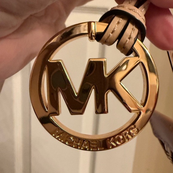 Michael Kors Black and Tan Logo Shoulder Bag - Picture 4 of 5